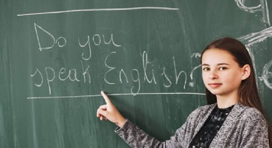 pelajaran-bahasa-inggris Bahasa Inggris Tak Masuk Daftar Pelajaran Wajib, RUU Sisdiknas Diprotes