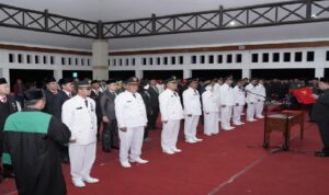 Askolani Lantik 28 Pejabat Administrator di Lingkungan Pemkab Banyuasin Semalam