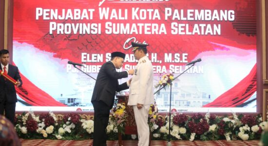 Pj Gubernur Elen Setiadi Lantik Cheka Virgowansyah Sebagai  Pj Walikota Palembang Gantikan Dr. A Damenta
