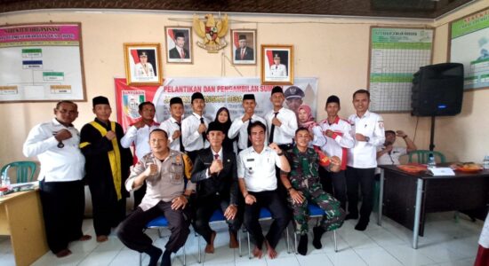 pelantikan-perangkat-desa-mtm Lantik 5 Perangkat Desa, Kades Muara Telang Marga Ingatkan Ini Pada Jajarannya