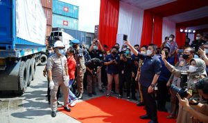 Dongkrak Ekonomi Sumsel, HD Lepas Ekspor Komoditas Pertanian Senilai Rp244 Milyar