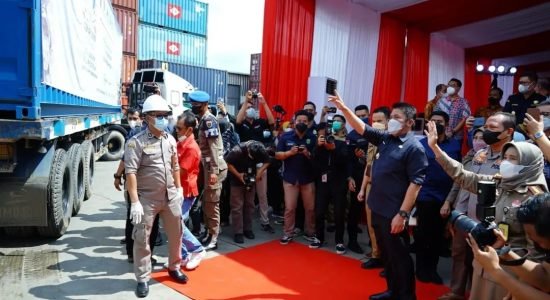 pelepasan-ekspor-sumsel Dongkrak Ekonomi Sumsel, HD Lepas Ekspor Komoditas Pertanian Senilai Rp244 Milyar