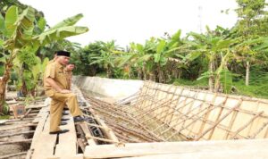 Pembangunan Dinding Penahan Air Terkendala, Pj Bupati Muba Beri Perpanjangan Waktu