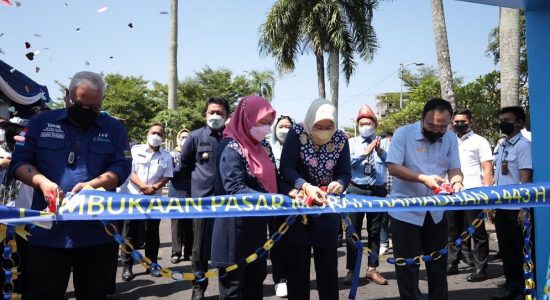 pembukaan-pasar-murah-ramadhan Pasar Murah PKK Sumsel Bantu Warga Kurang Mampu Penuhi Kebutuhan Puasa Ramadhan
