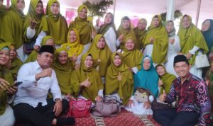 Askolani Apresiasi Pengajian Akbar Muslimat NU (MNU) Se-Kecamatan Talang Kelapa