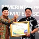 penghargaan-bkn Gubernur Sumsel Herman Deru Terima Penghargaan BKN RI