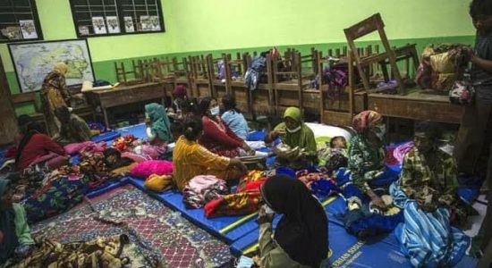 Korban Erupsi Semeru Butuh Bantuan Uang Tunai, Sembako Sudah Cukup