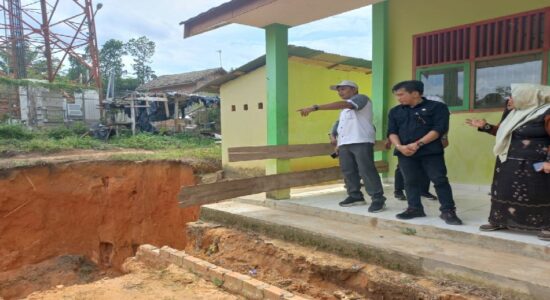 Perbaikan Lokasi Longsor di Desa Berlian Makmur Sungai Lilin Mulai Digas