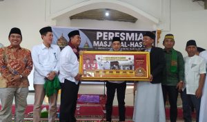 Resmikan Masjid Al-Hasyim Kelurahan Tanah Mas, Bupati Beri Sumbangan 10 Juta