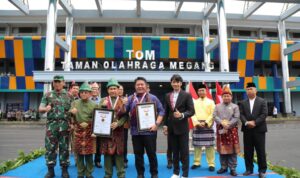 Herman Deru Resmikan Taman Olahraga Berbentuk Tanjak di Lubuklinggau