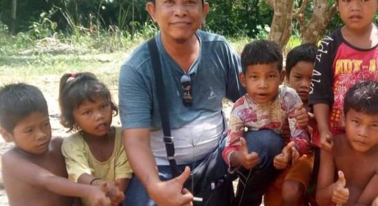Pertahankan Kesenian Batang Hari Sembilan, Ali Goik Terus Kenalkan Seni Musik Daerah