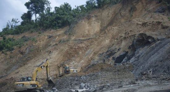 pertambangan-merusak-lingkungan Ancaman Besar Dibalik Cuan Pertambangan; Lingkungan dan Hak Asasi Manusia