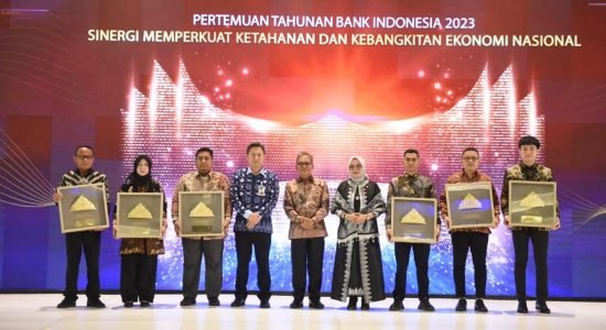 pertemuan-tahunan-BI Pertemuan Tahunan BI, Sekda Supriono Paparkan Pertumbuhan Ekonomi Sumsel Tertinggi di Sumatera