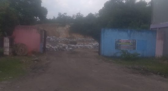 "Ada Izin" di Pertambangan Tanpa Izin