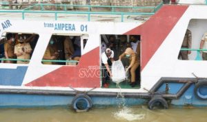 7 Ribu Bibit Ikan Tembakang di Tebar ke Sungai Musi