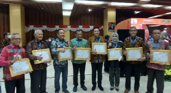 Pj Bupati Muba Raih Penghargaan dari Kementerian Lingkungan Hidup dan Kehutanan