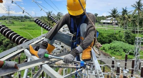Waspada Cuaca Ekstrem, PLN Beri Imbauan Kepada Masyarakat