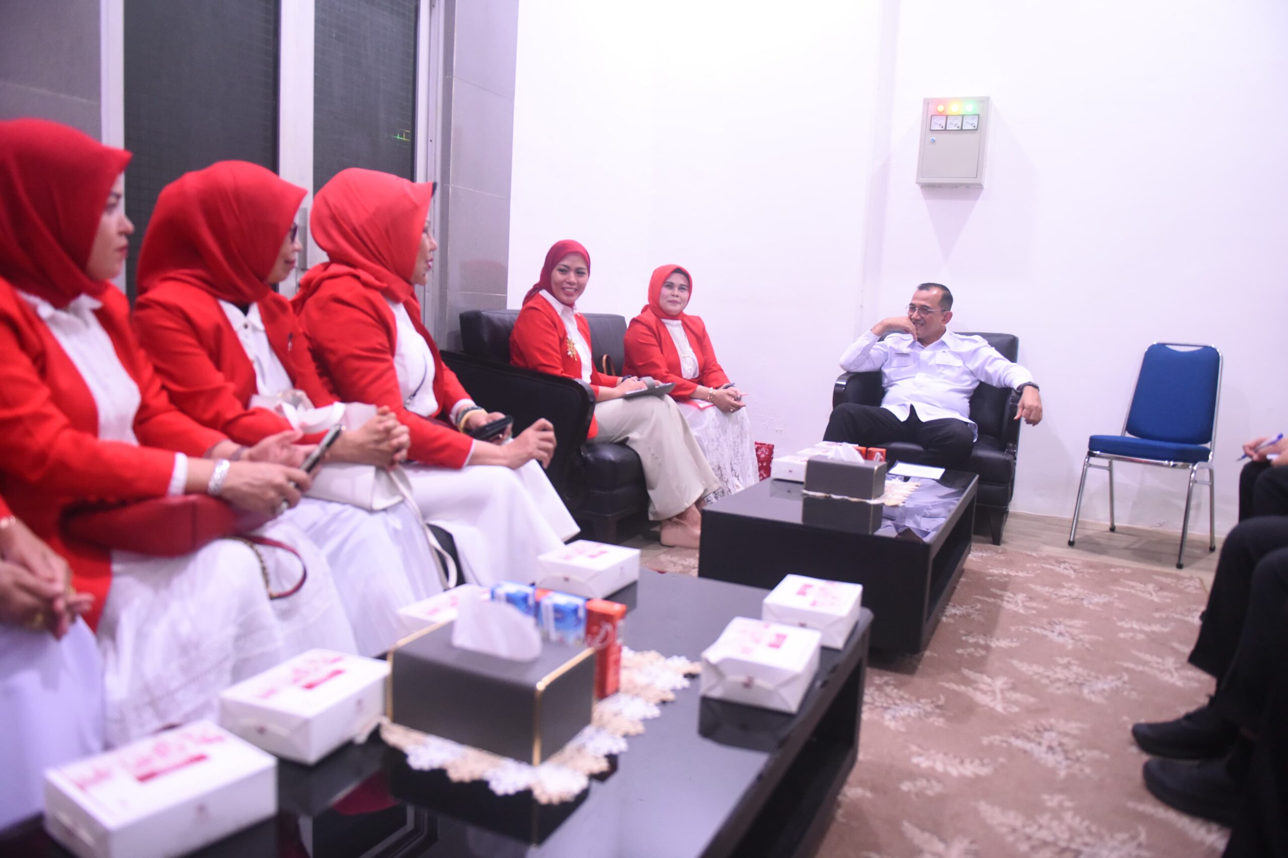 Kolaborasi Pemprov Sumsel dan PIM Wujudkan Perayaan Hari Kebaya Nasional yang Berkelas