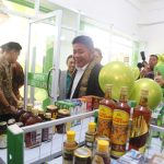 Launching Apotek Riski Farma, HD Ajak Masyarakat Jaga Pola Hidup Sehat Launching Apotek Riski Farma, HD Ajak Masyarakat Jaga Pola Hidup Sehat