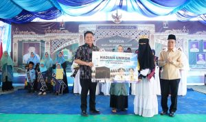 Hafal Al-Qur’an 30 Juz, Herman Deru Hadiahi Septa Anggira Umroh Gratis