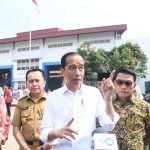 Presiden Jokowi Beri Bantuan 1 Unit Mobil Listrik ke SMK Negeri 2 Palembang