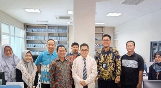 Prof Abdullah Idi Mendaftarkan Diri Calon Rektor UIN Raden Fatah, Ini Visi Misinya