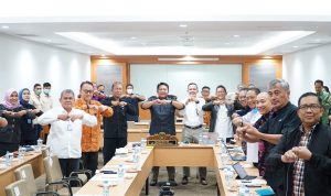 Herman Deru Dorong Percepatan Penyelesaian Pembangunan Jalan Tol Trans Sumatera