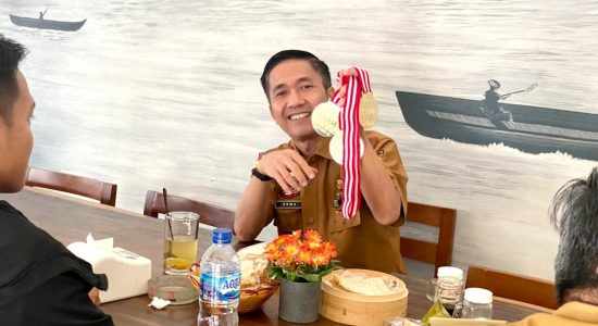 Bangga dengan Eka Darmawansyah, Ratu Dewa Siap Support Olahraga MMA