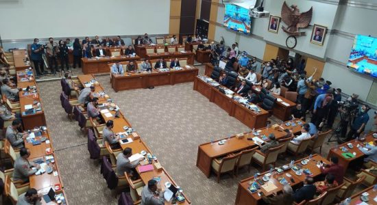rdp-konsorsium-303 Bahas Konsorsium 303, Anggota Komisi III DPR RI Gaduh di Depan Kapolri