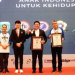 rekor-anak-indonesia-untuk-kehidupan Deru Terima Rekor Muri, Sumsel Rekor 6000 Telapak Tangan Anak Indonesia untuk Kehidupan