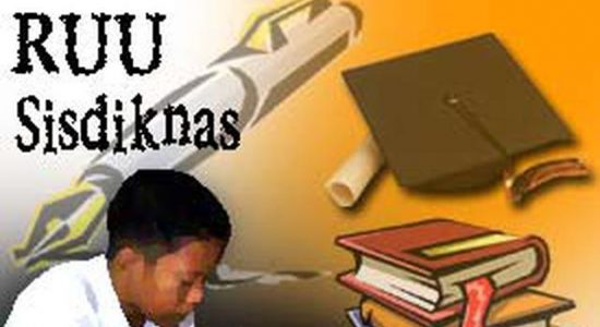 ruu-sisdiknas Janji Nadiem: Semua Guru Bisa Dapat Tunjangan Tanpa Sertifikasi