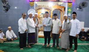 Safari Ramadhan ke-10 di Sungsang, Ishmatuddin Tawarkan Kuliah Gratis