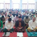 Bupati Banyuasin Shalat Ied Di Masjid Al Amir, Tahun Ini Kurban 23 Sapi