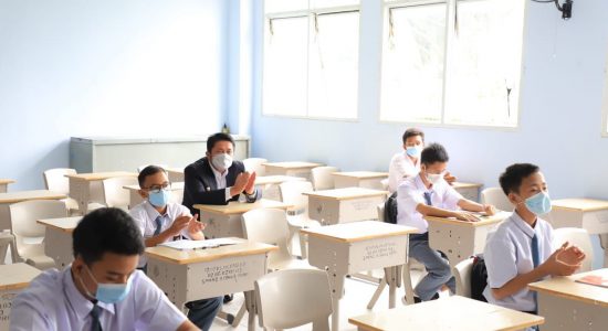 Herman Deru Tinjau Penerapan Prokes PTM Dua Sekolah di Palembang