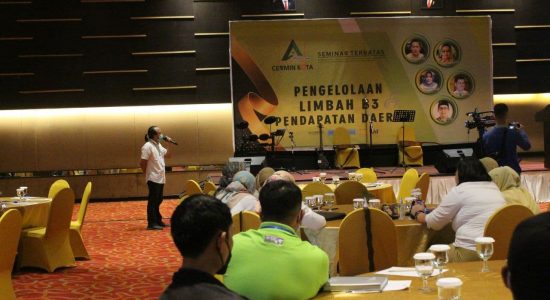 Lembaga Riset Cermin Kota Angkat Persoalan Pengelolaan Limbah B3 dalam Seminar Terbatas