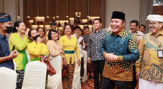 Umat Hindu Sumsel Dukung Visi Herman Deru Wujudkan Sumsel Maju untuk Semua