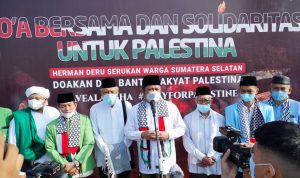 Gelar Solat Ghoib Berjemaah, Do’a dan Aksi Solidaritas untuk Palestina