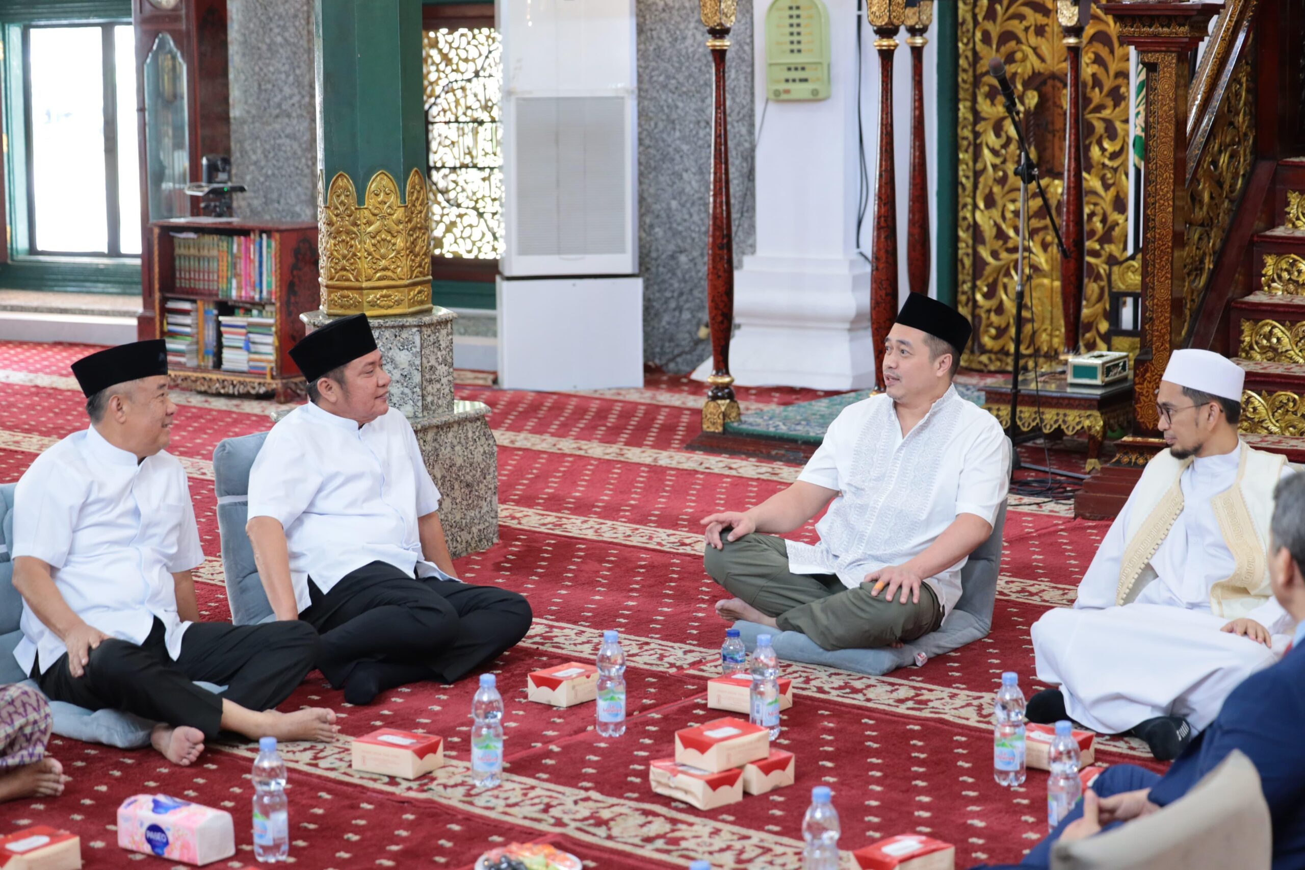 Gubernur Herman Deru dan Wagub Cik Ujang Hadiri Tabligh Akbar Satu Hari Bersama Al- Qur'an Bareng Ustadz Adi Hidayat