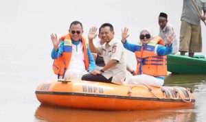 Hani S. Rustam Tabur Ribuan Benih Ikan, Restocking Benih Ikan di Sungai Boom Berlian