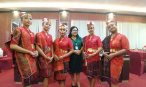 Tarian Tor Tor Sambut Kedatangan Wabup Banyuasin dan Rombongan