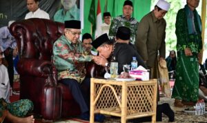 Ratusan Masyarakat Padati Acara Telang Mengaji KH. Said Aqil Siroj