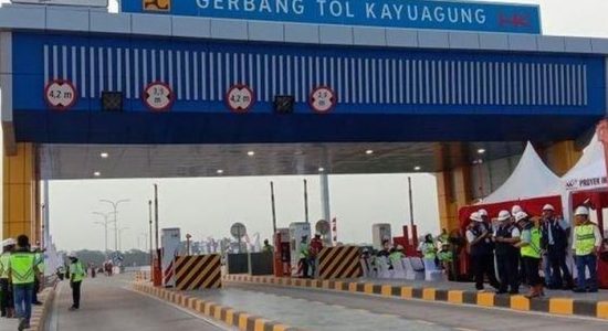tol-kayuagung Hati-Hati Berkendara ! Jalan Tol Kayuagung-Palembang Masih Diperbaiki