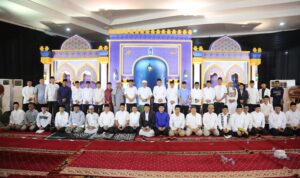 Tutup Pengajian Ramadhan 1446 H, Herman Deru: Keakraban Ini Harus Berkesinambungan di Bulan-Bulan Lainnya