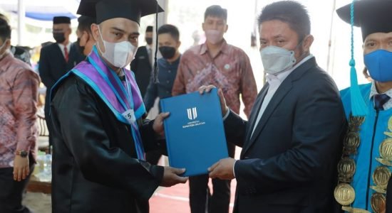 wd Sosok Herman Deru yang Merakyat Jadi Inspirasi Rektor USS